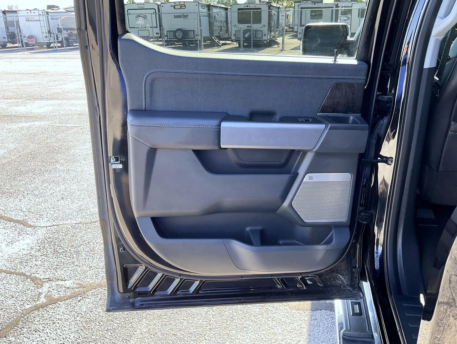 2022 Ford F-150 Lariat photo 20