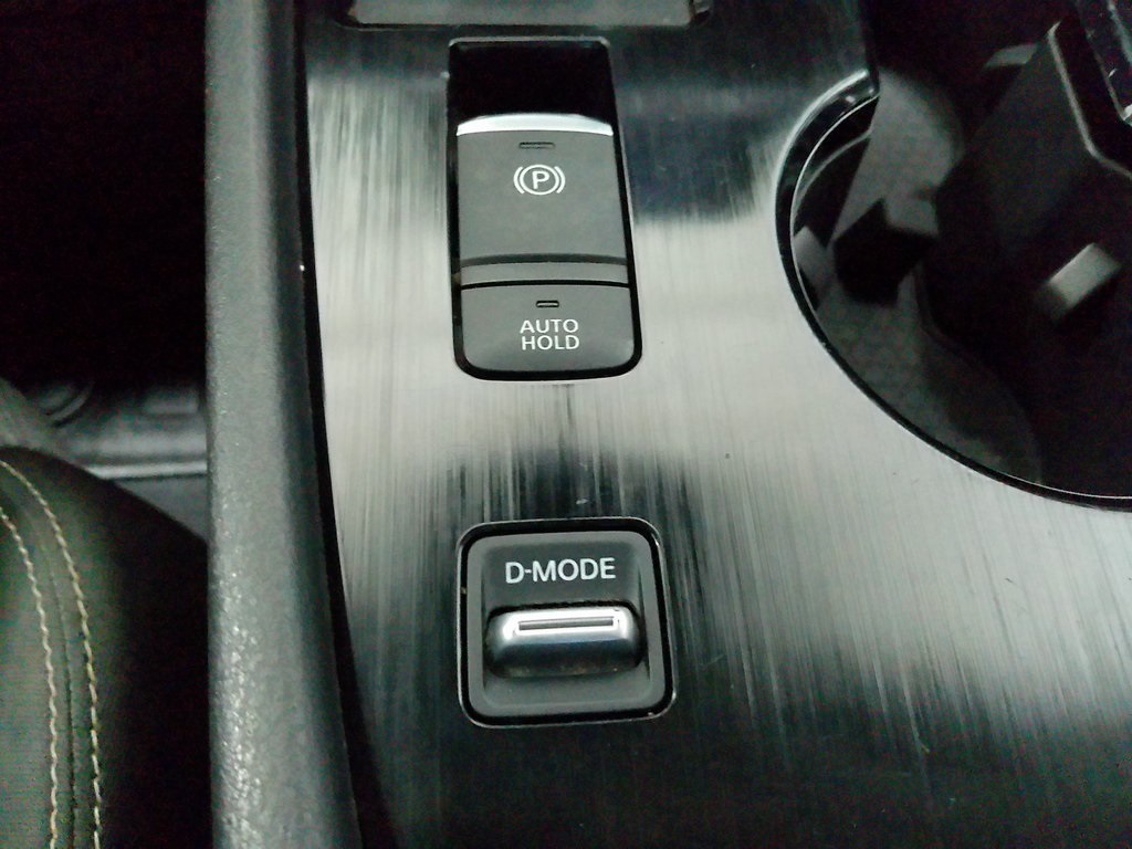 2021 Nissan Rogue SV photo 28