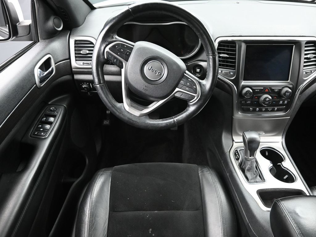 2018 Jeep Grand Cherokee Altitude photo 8