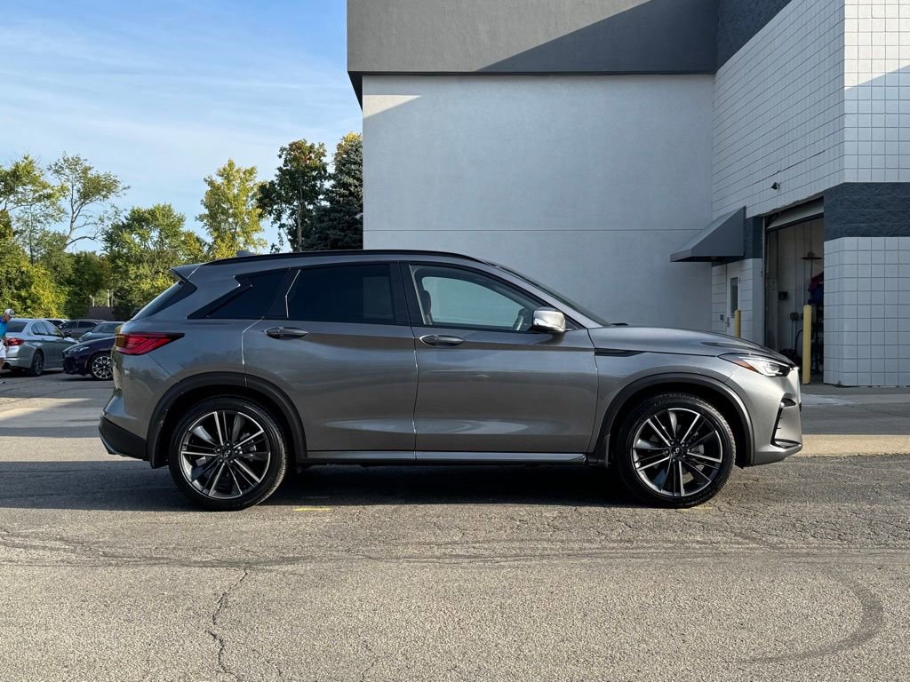 2025 Infiniti QX50 SPORT AWD photo 2
