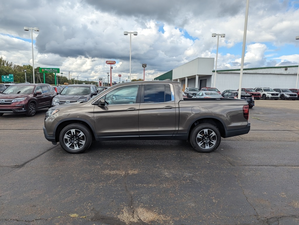2020 Honda Ridgeline RTL photo 5