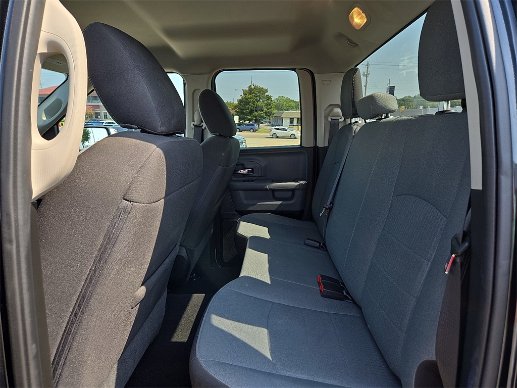 2024 Ram 1500 Classic SLT photo 8