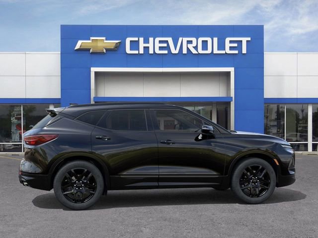 2025 Chevrolet Blazer RS photo 2