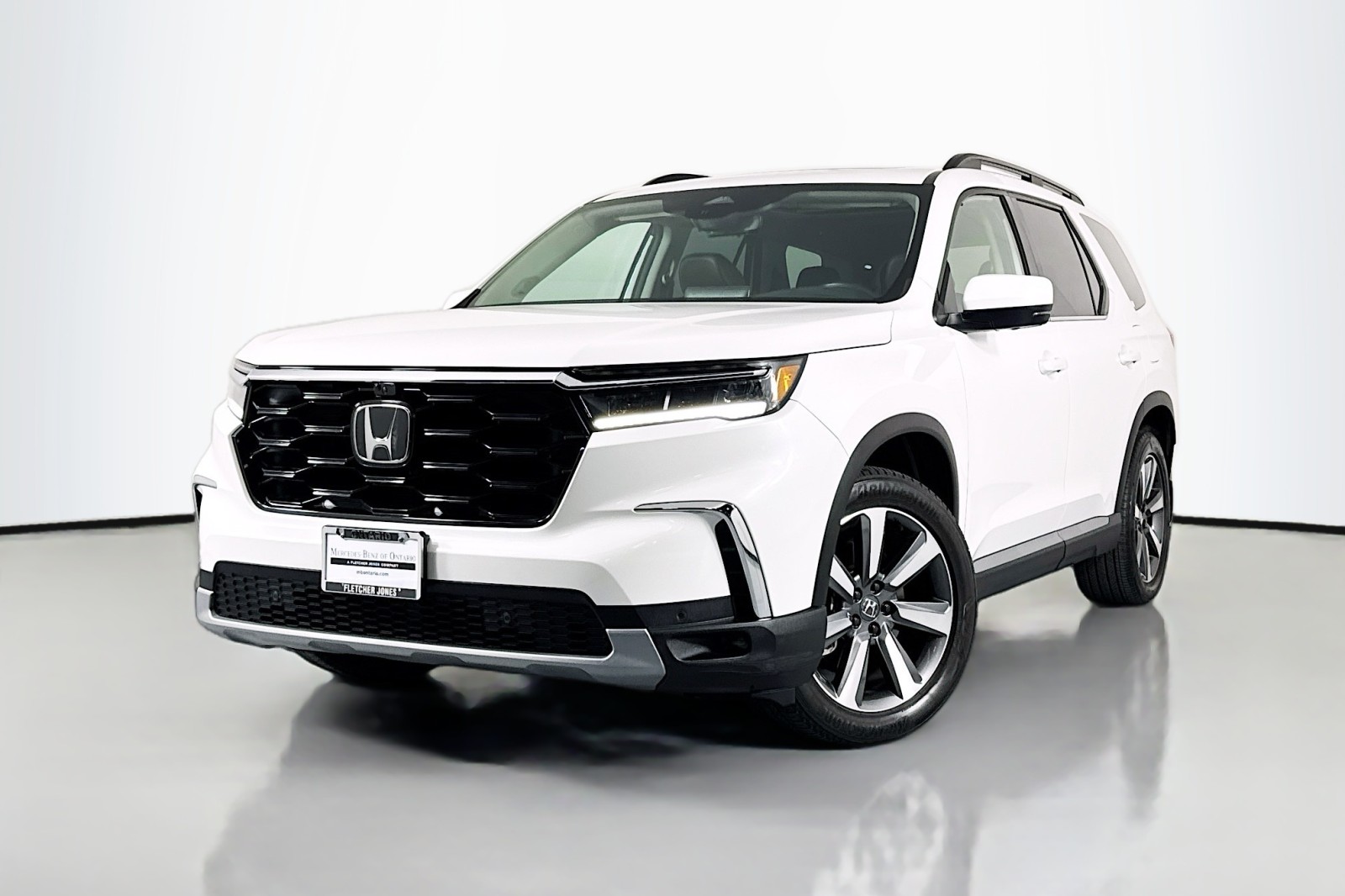 2023 Honda Pilot Elite's photo