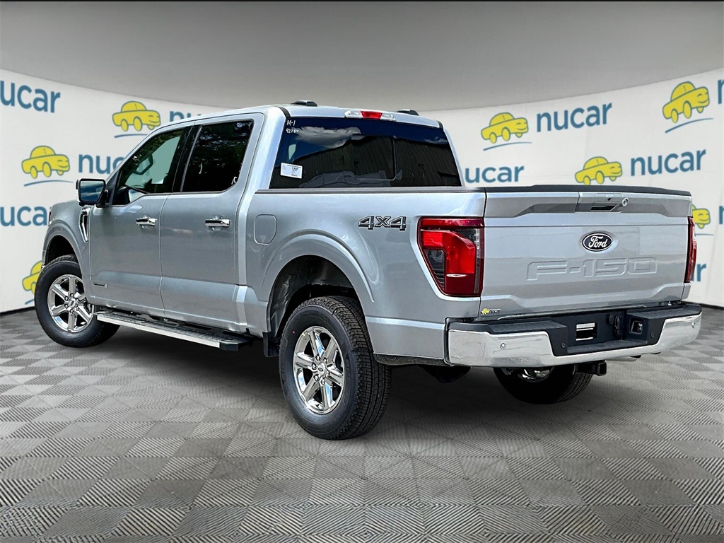 2025 Ford F-150 XLT photo 3