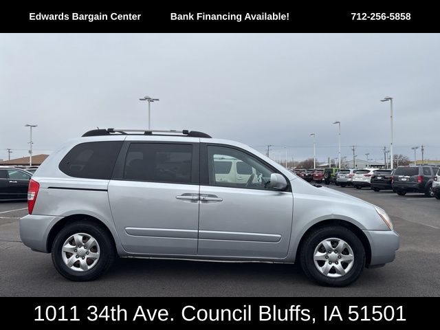 2008 Kia Sedona Base's photo