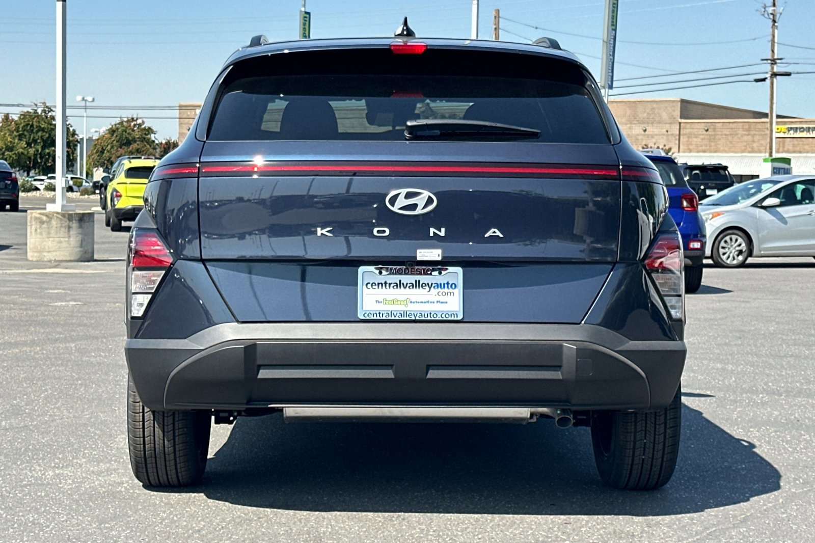 2025 Hyundai Kona SEL photo 3