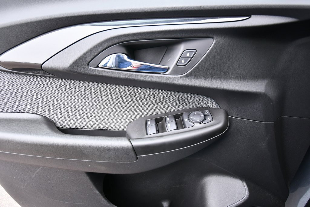 2021 Chevrolet Trailblazer LS photo 16