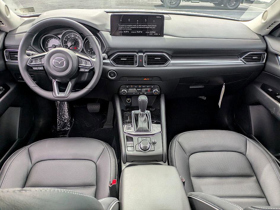 2025 Mazda CX-5 2.5 S Preferred photo 27