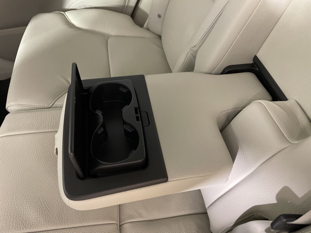 2025 Volvo XC90 T8 AWD Plus photo 36