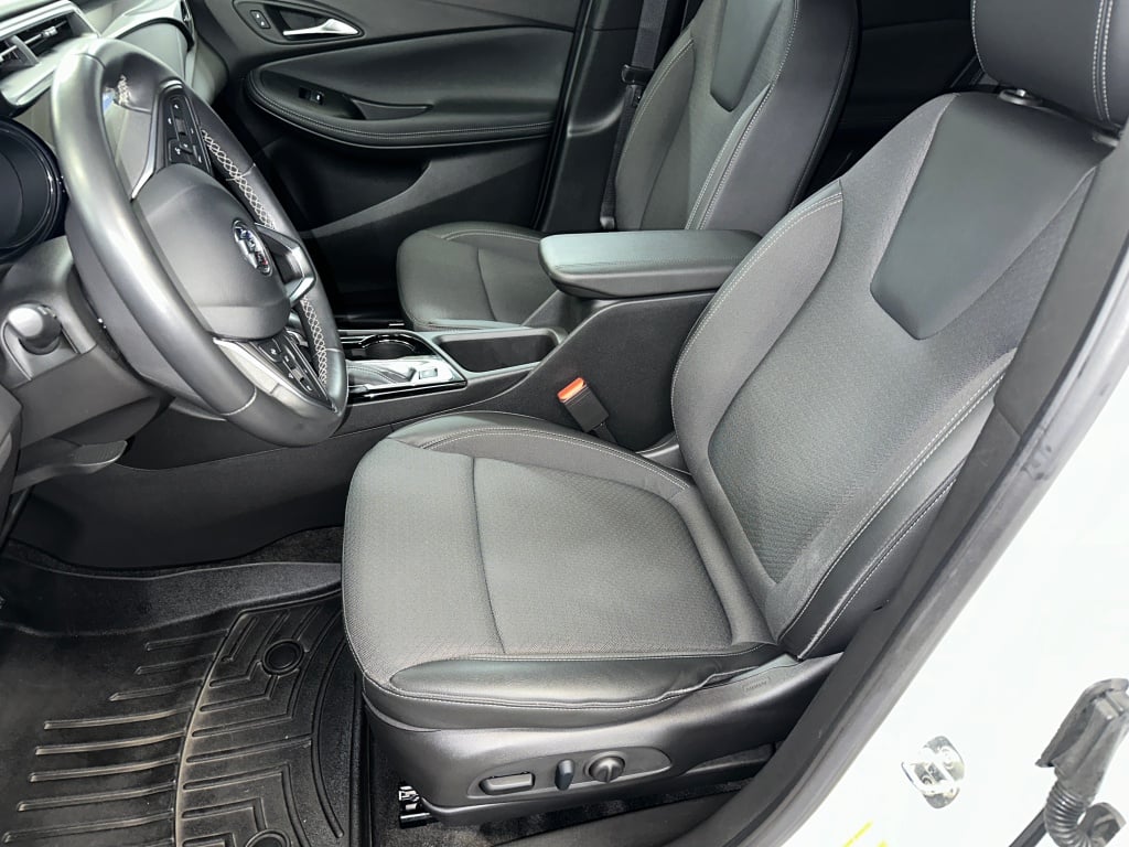 2023 Buick Encore GX Preferred photo 2