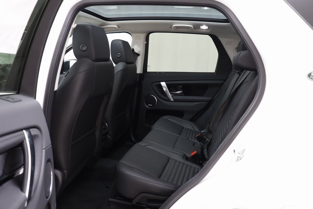 2025 Land Rover Discovery Sport S photo 15