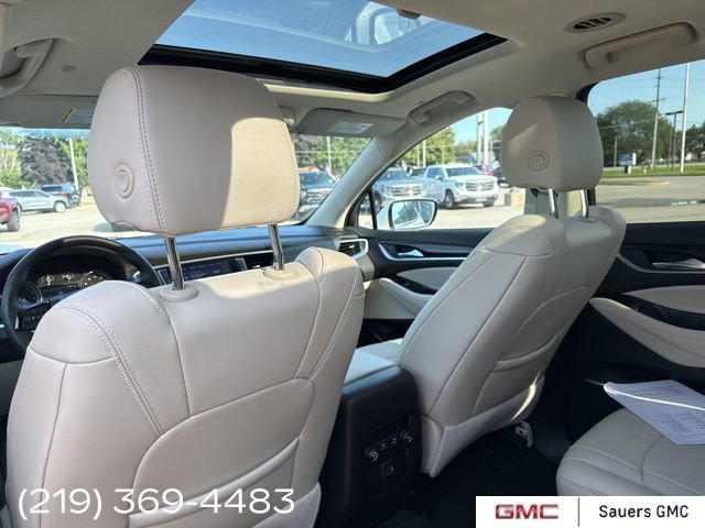 2022 Buick Enclave Essence photo 15