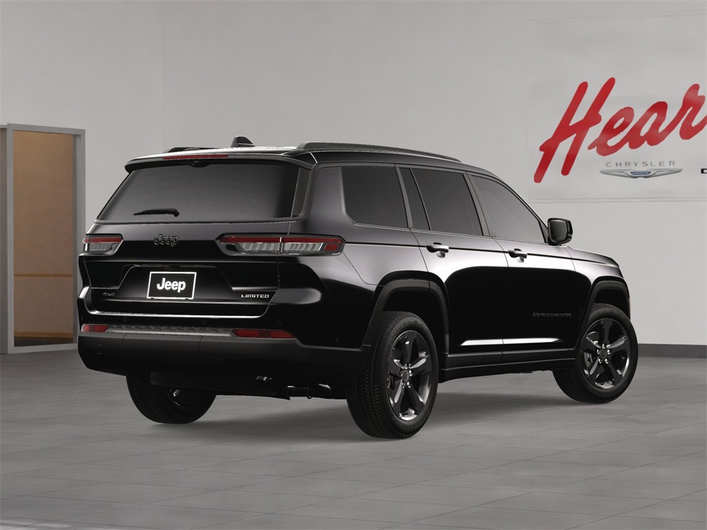 2025 Jeep Grand Cherokee Limited photo 3