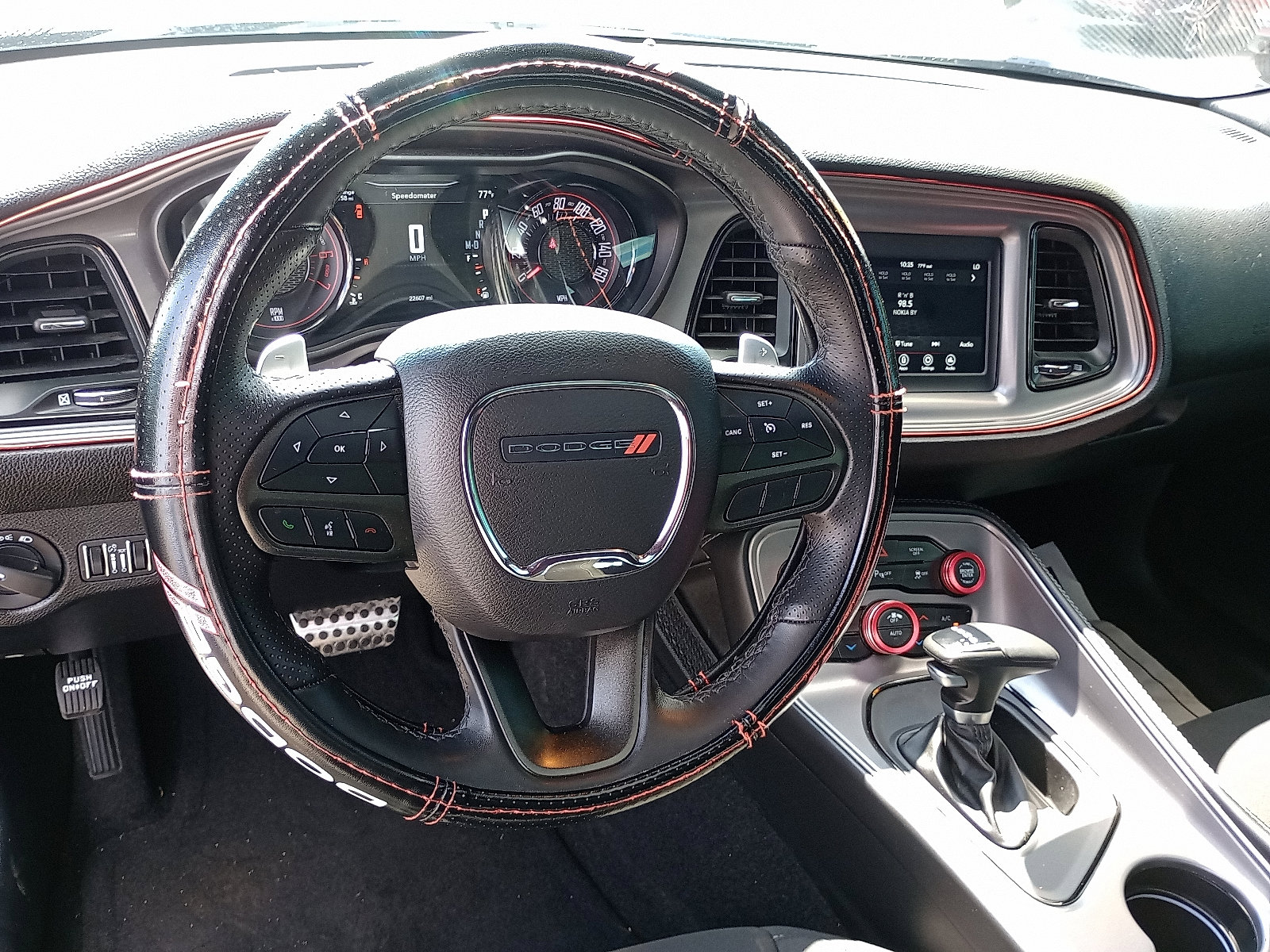 2023 Dodge Challenger R/T photo 9