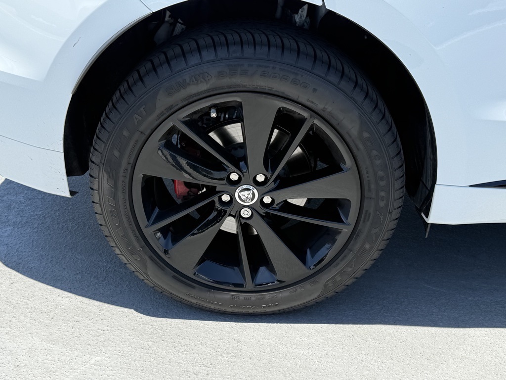 2024 Jaguar F-PACE P400 R-Dynamic S photo 5