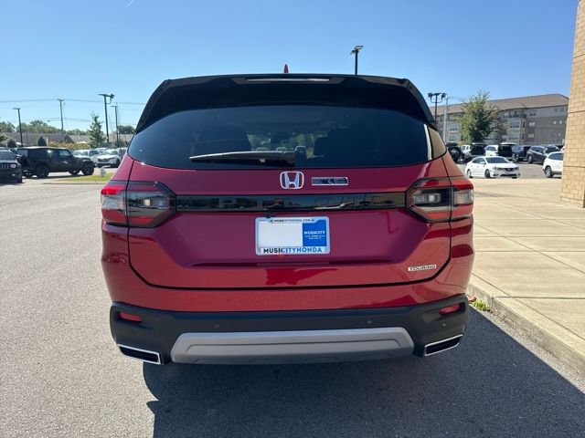 2025 Honda Pilot Touring photo 4