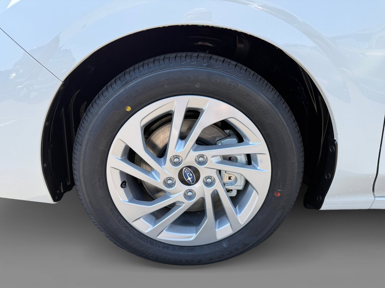 2025 Subaru Impreza Base photo 9