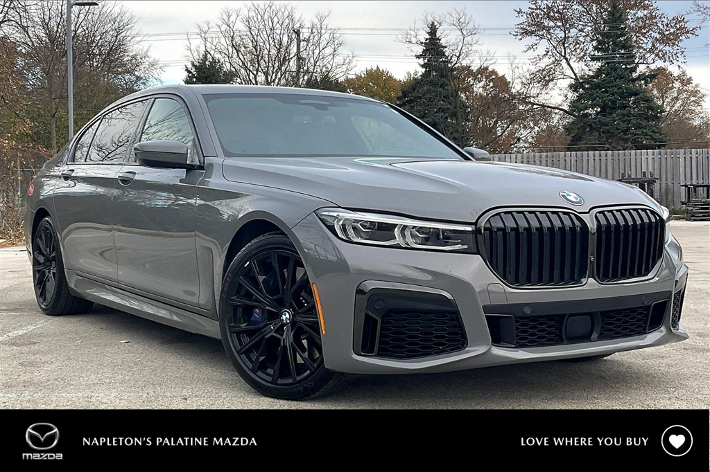 2022 BMW 7 Series 750i's photo