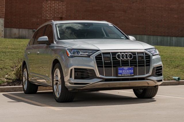 2023 Audi Q7 Premium Plus