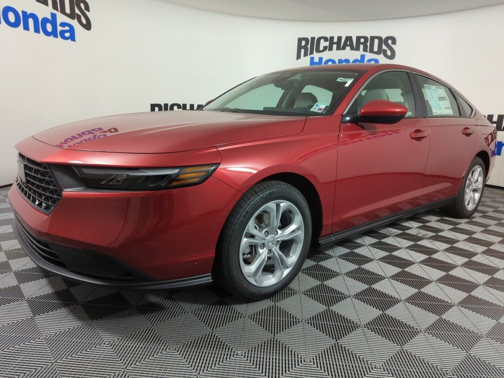 2025 Honda Accord LX's photo