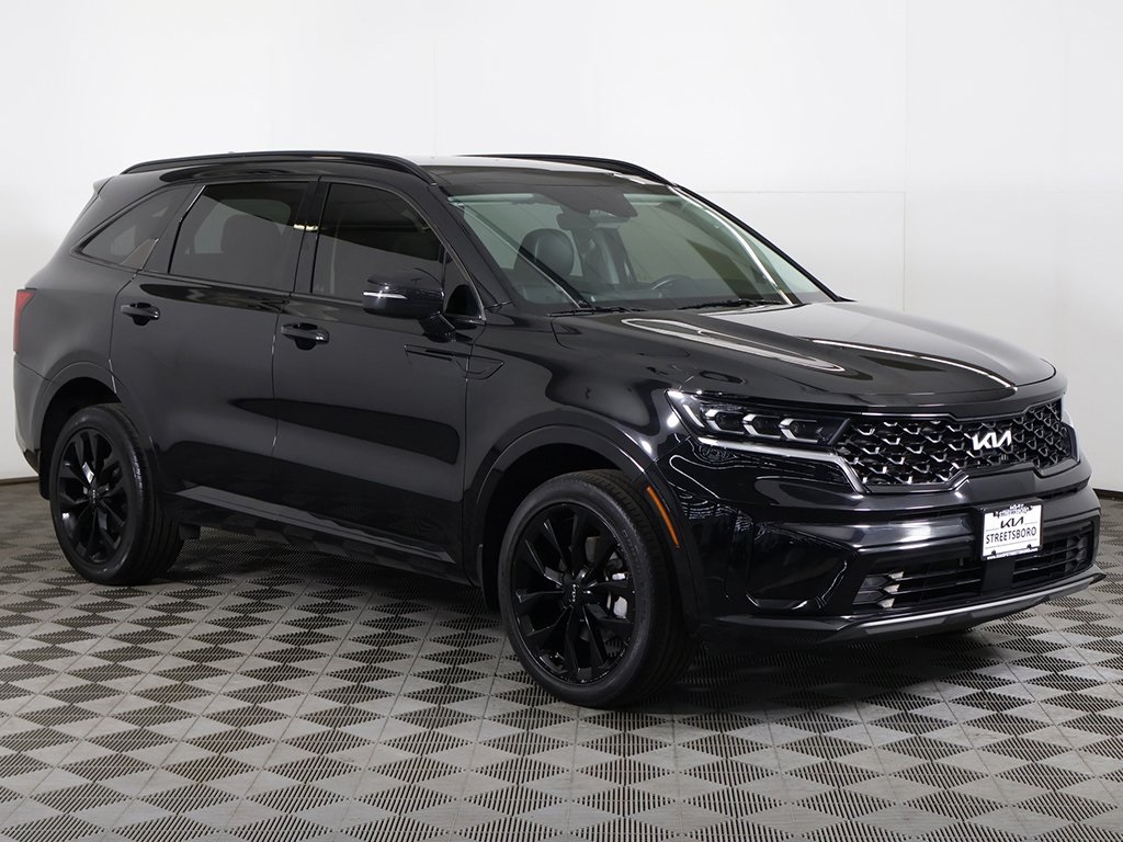 2022 Kia Sorento SX photo 2