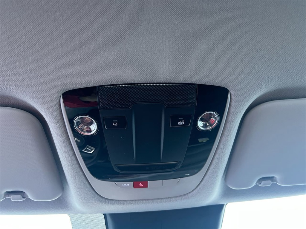 2026 Kia Seltos EX photo 17
