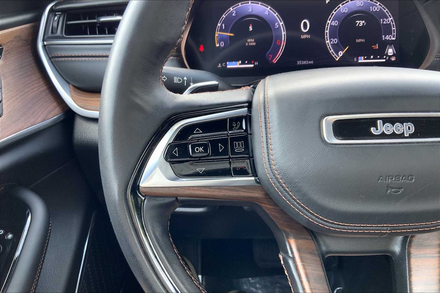 2023 Jeep Grand Cherokee L Summit photo 23
