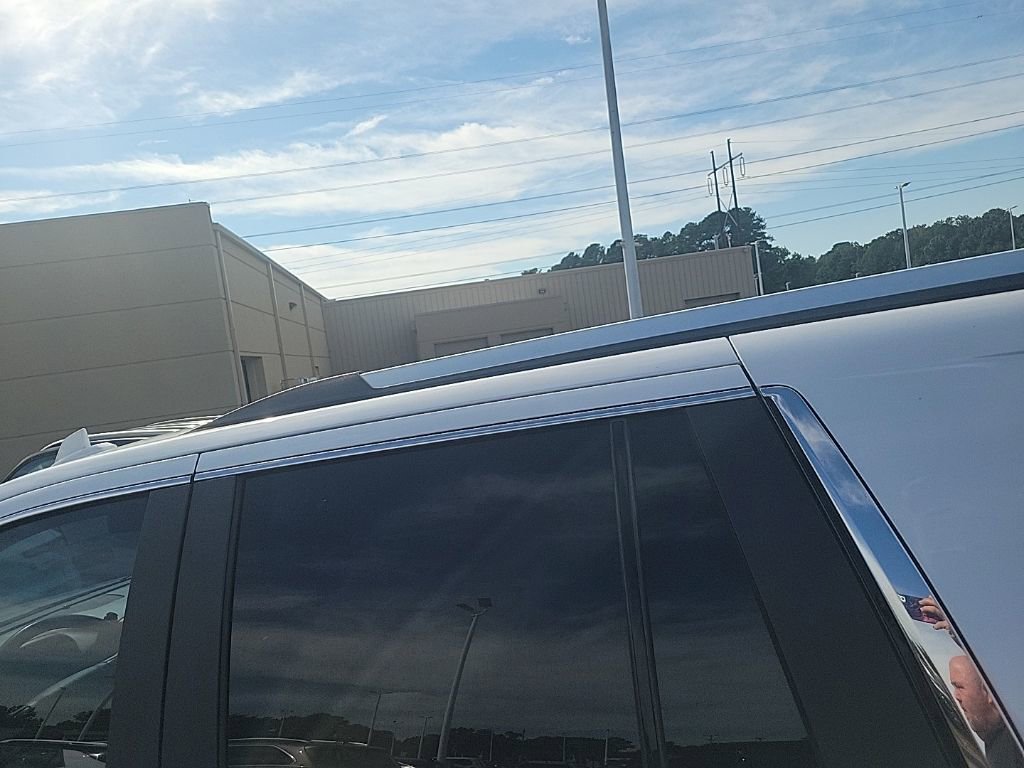 2017 Chevrolet Tahoe Premier photo 14