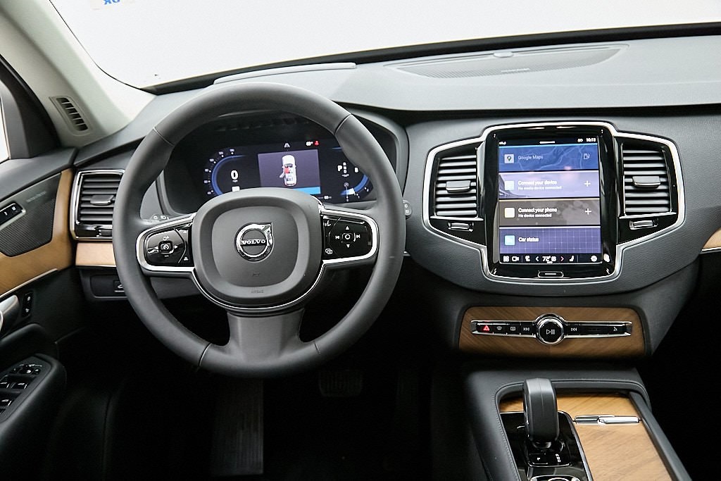 2023 VOLVO XC90 - Image 30