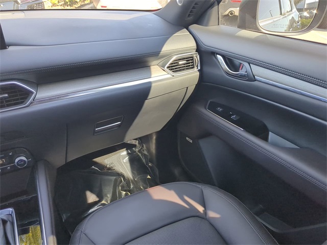 2022 Mazda CX-30 2.5 S Premium photo 17