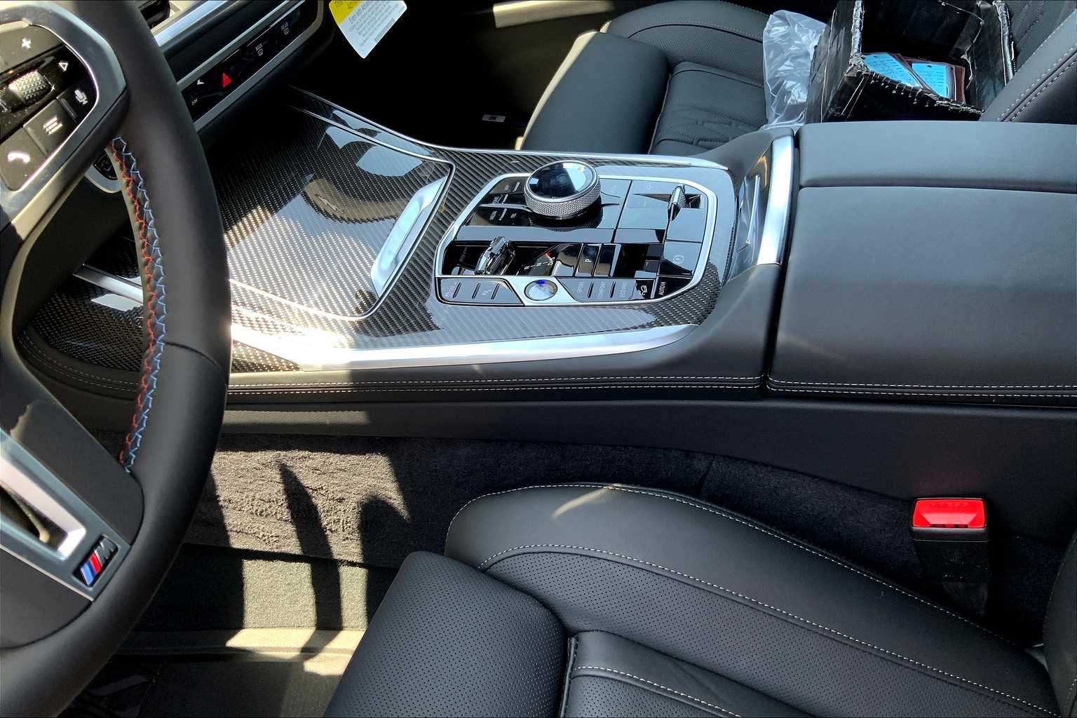 2026 Bmw X7 M60i photo 6
