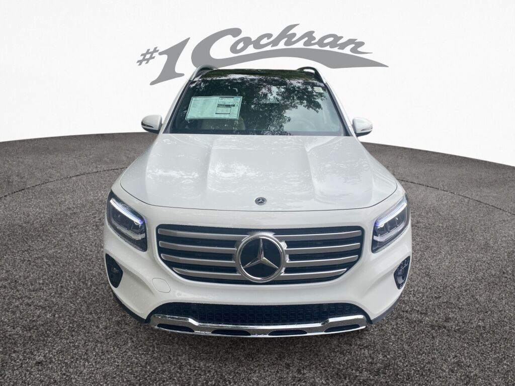 2026 Mercedes Benz GLB 250 4MATIC photo 2