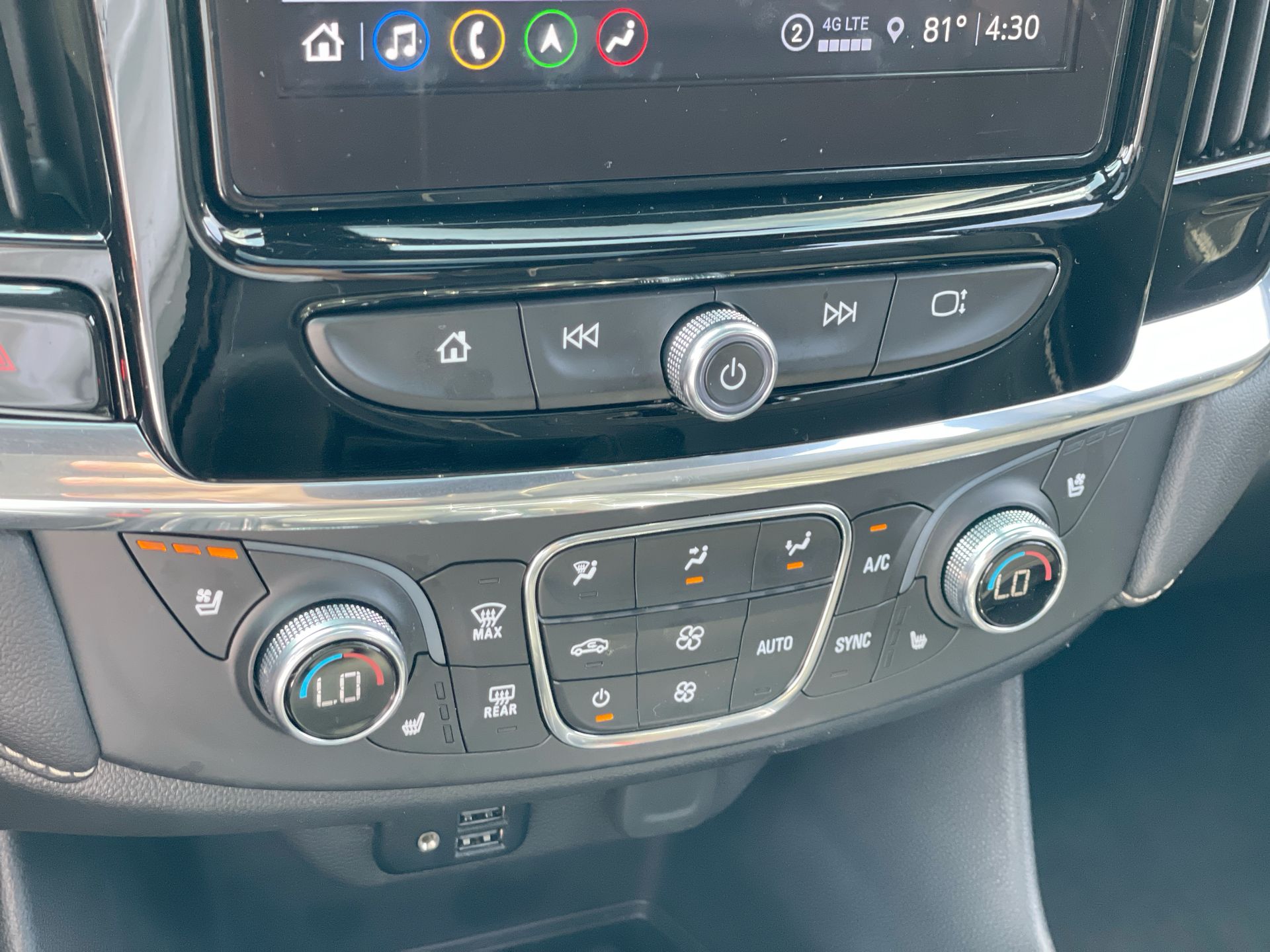 2023 Chevrolet Traverse Premier photo 18