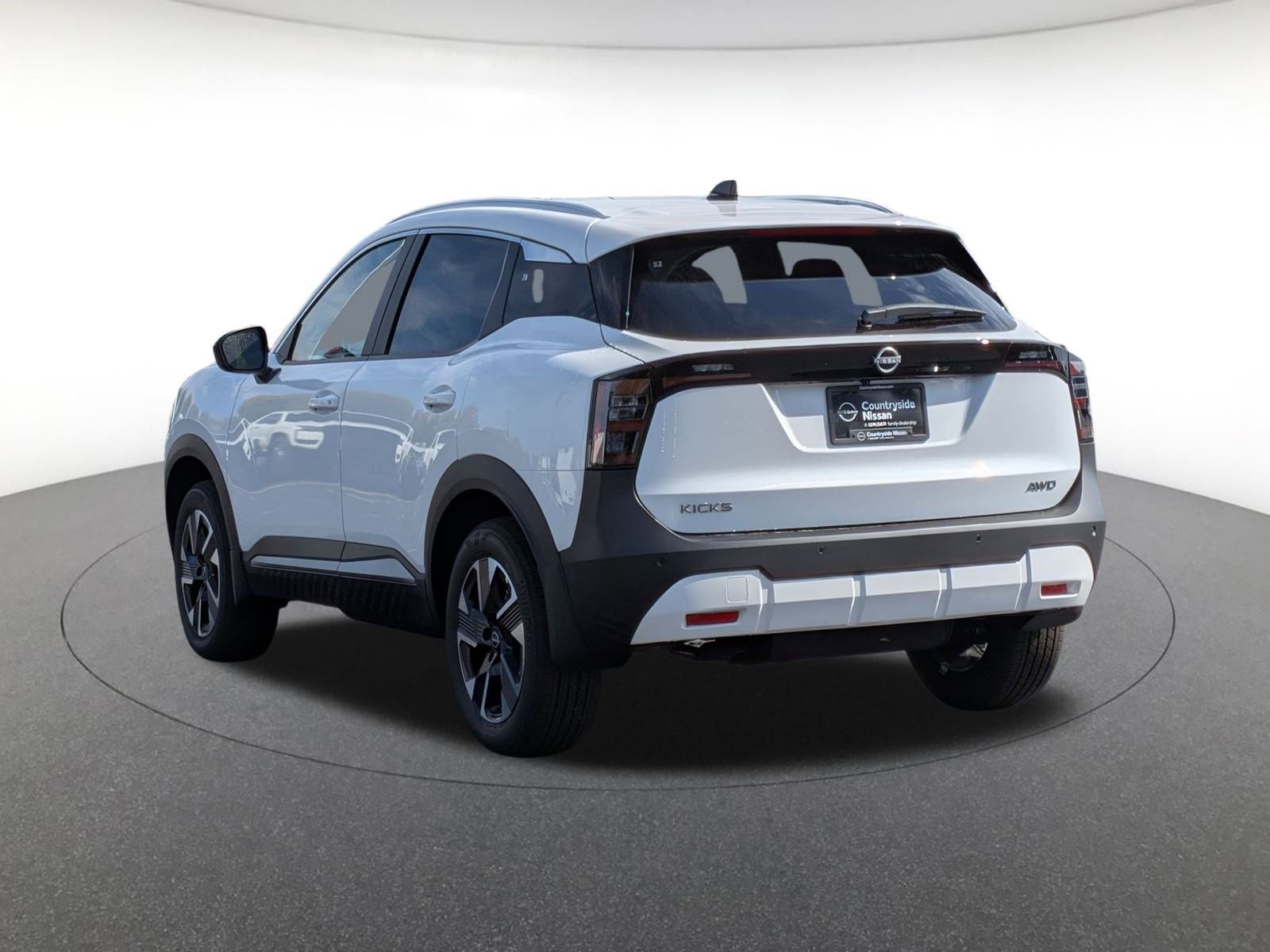 2026 Nissan Kicks SV photo 5