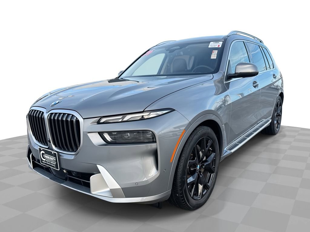 2026 BMW X7 40i's photo