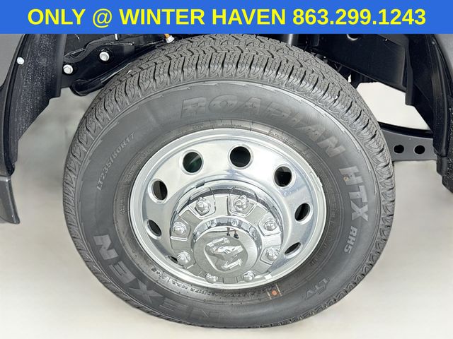2025 Ram 3500 Laramie photo 28