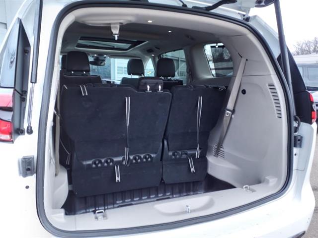 2023 Chrysler Pacifica Limited photo 22