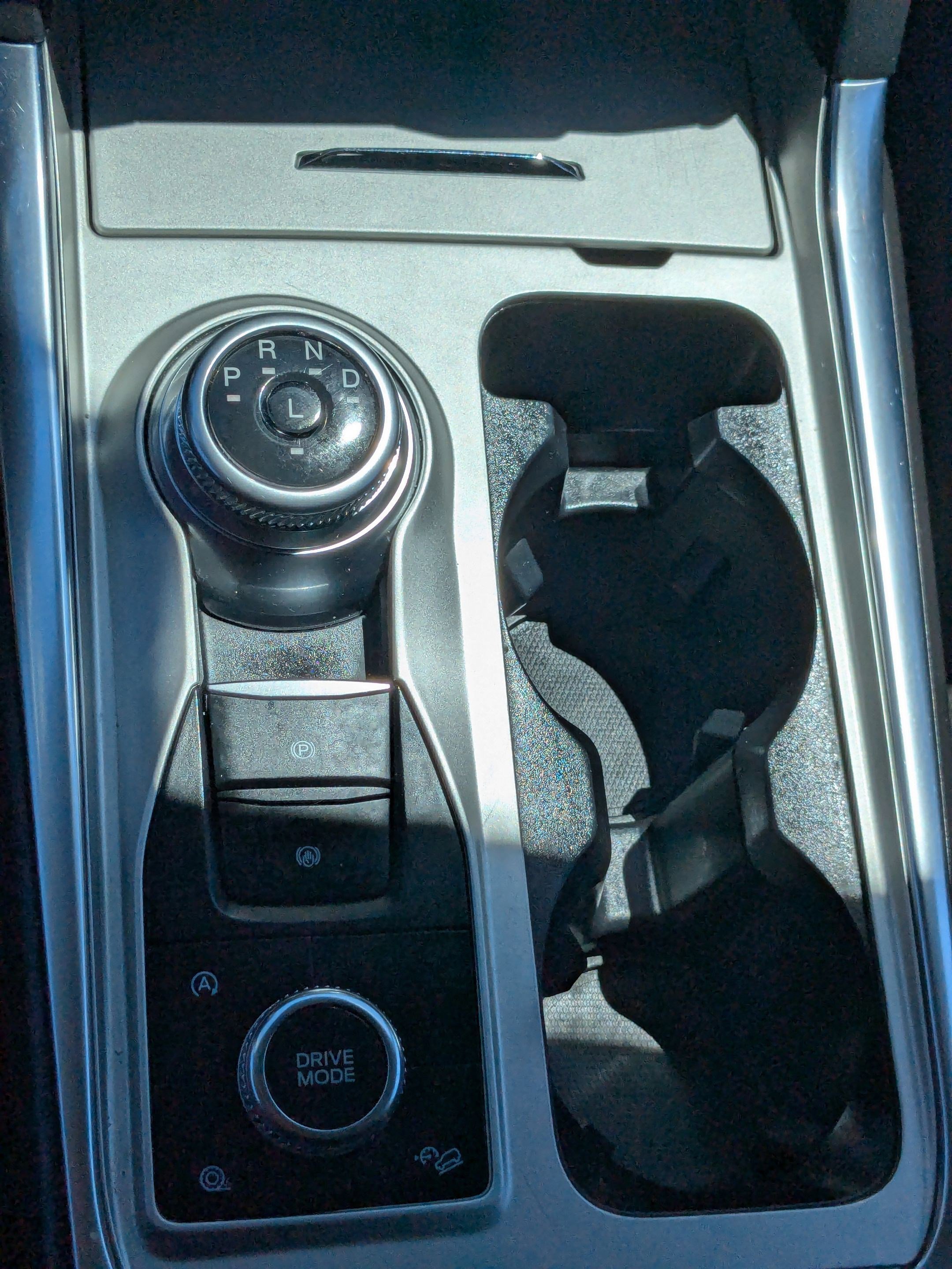 2024 Ford Explorer Limited photo 21