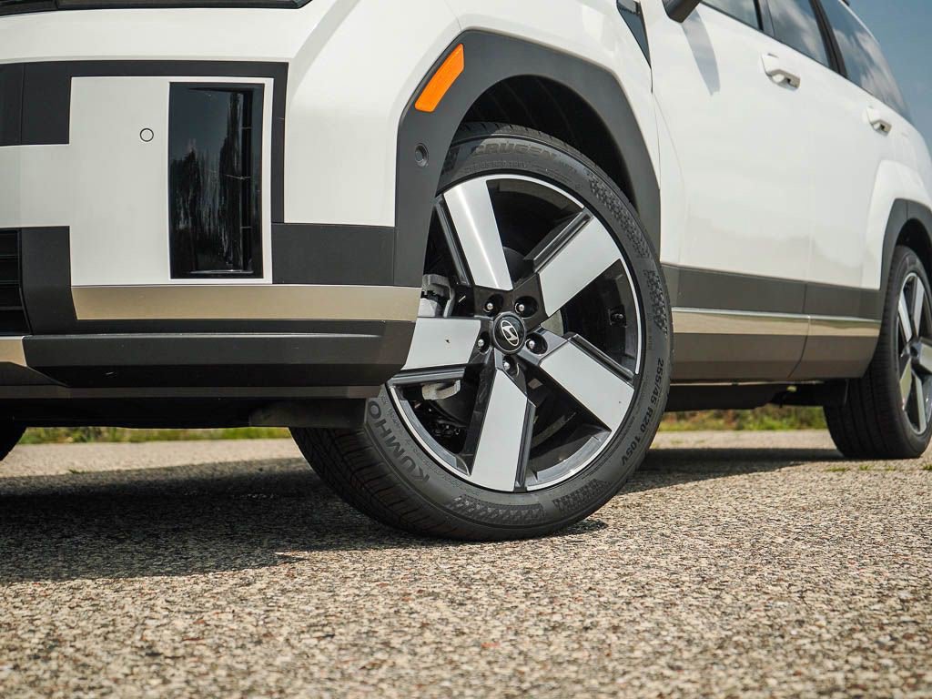 2026 Hyundai Santa Fe Limited photo 4