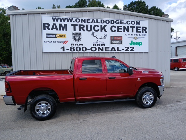 2026 Ram 2500 Tradesman photo 2