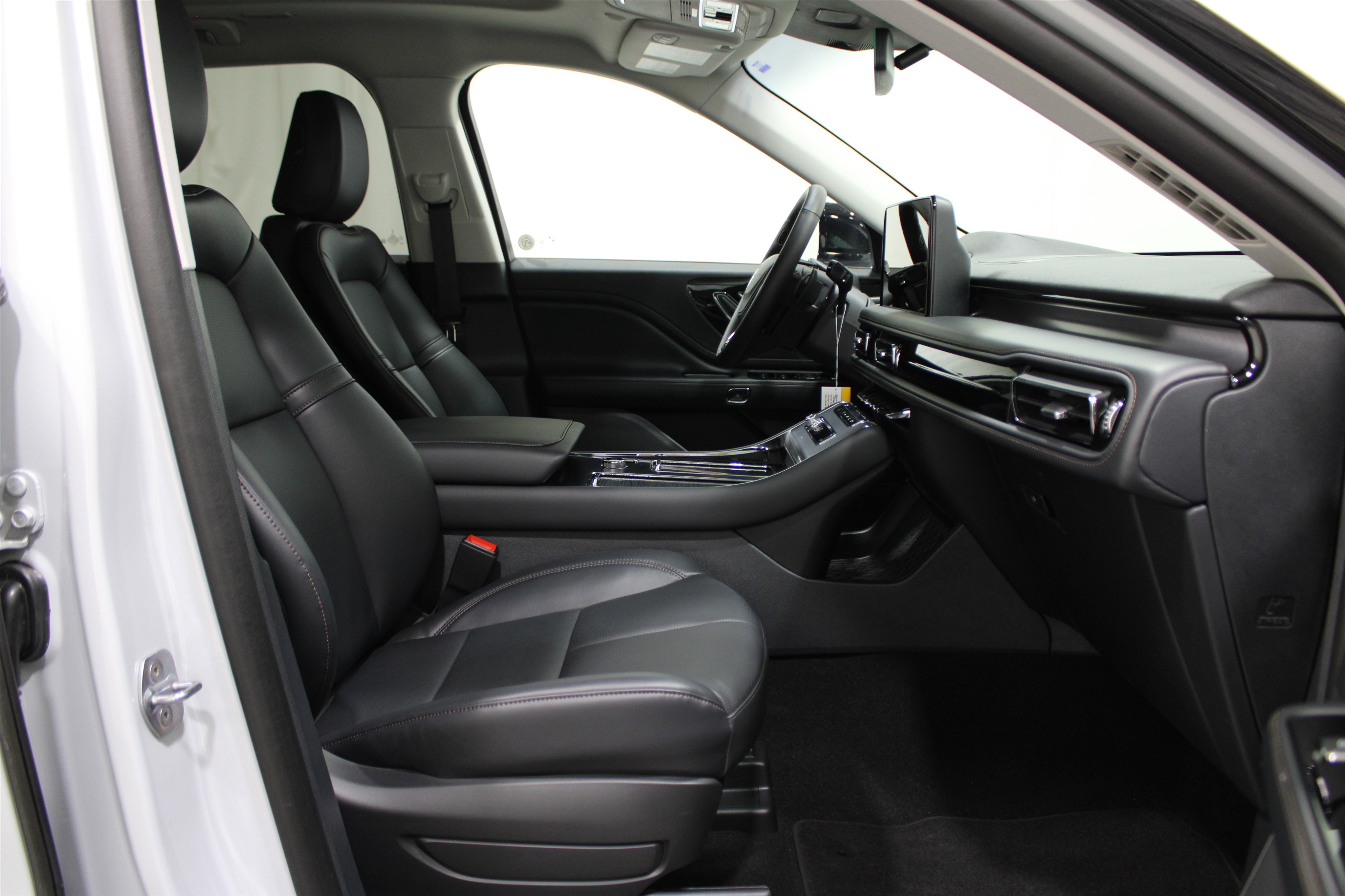 2025 Lincoln Aviator Premiere photo 26