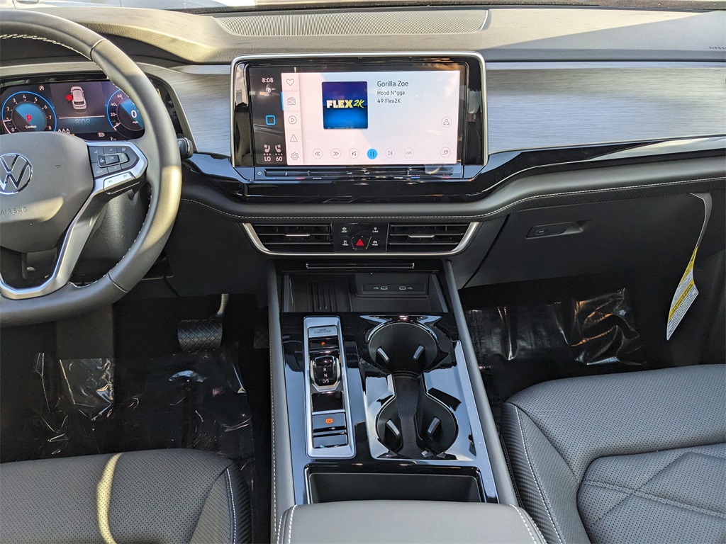 2026 Volkswagen Atlas Cross Sport SE photo 13