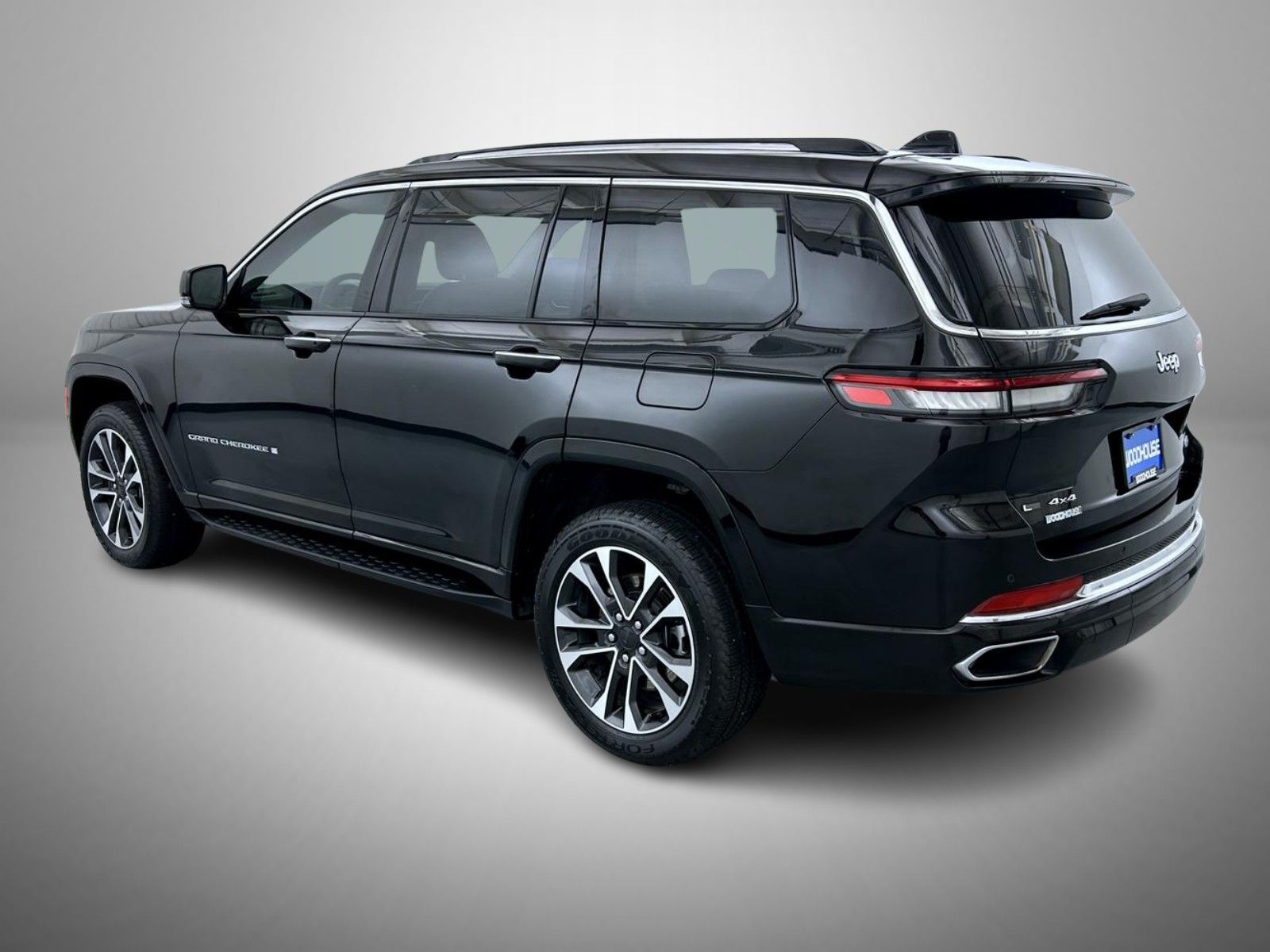 2021 Jeep Grand Cherokee Overland photo 4