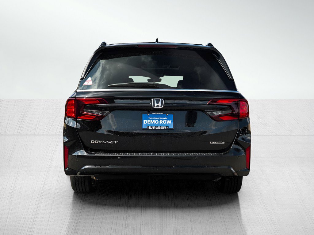 2026 Honda Odyssey Touring photo 4