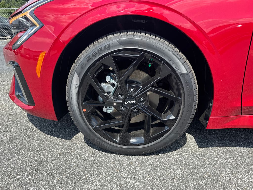 2026 Kia K5 GT-Line photo 9