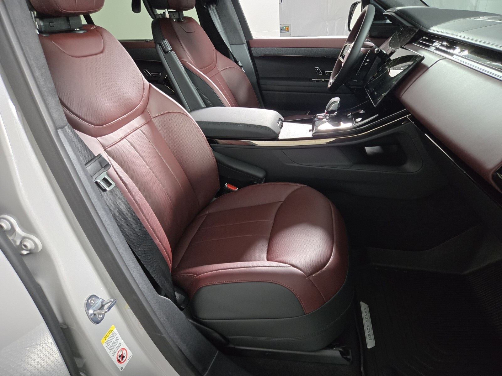 2025 Land Rover Range Rover Sport Autobiography photo 2