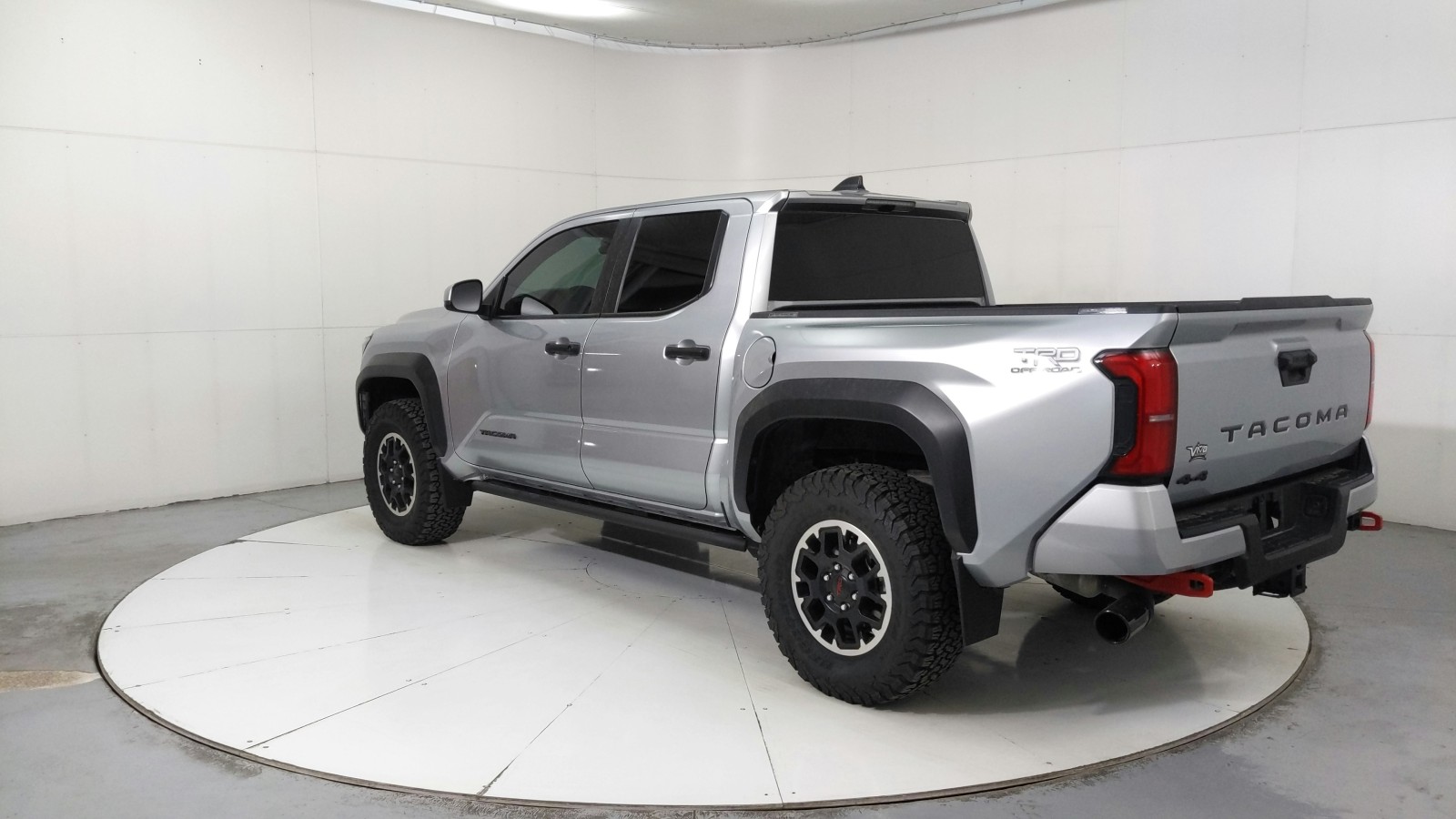 Used 2024 WHITE Toyota TRD Off Road image 4