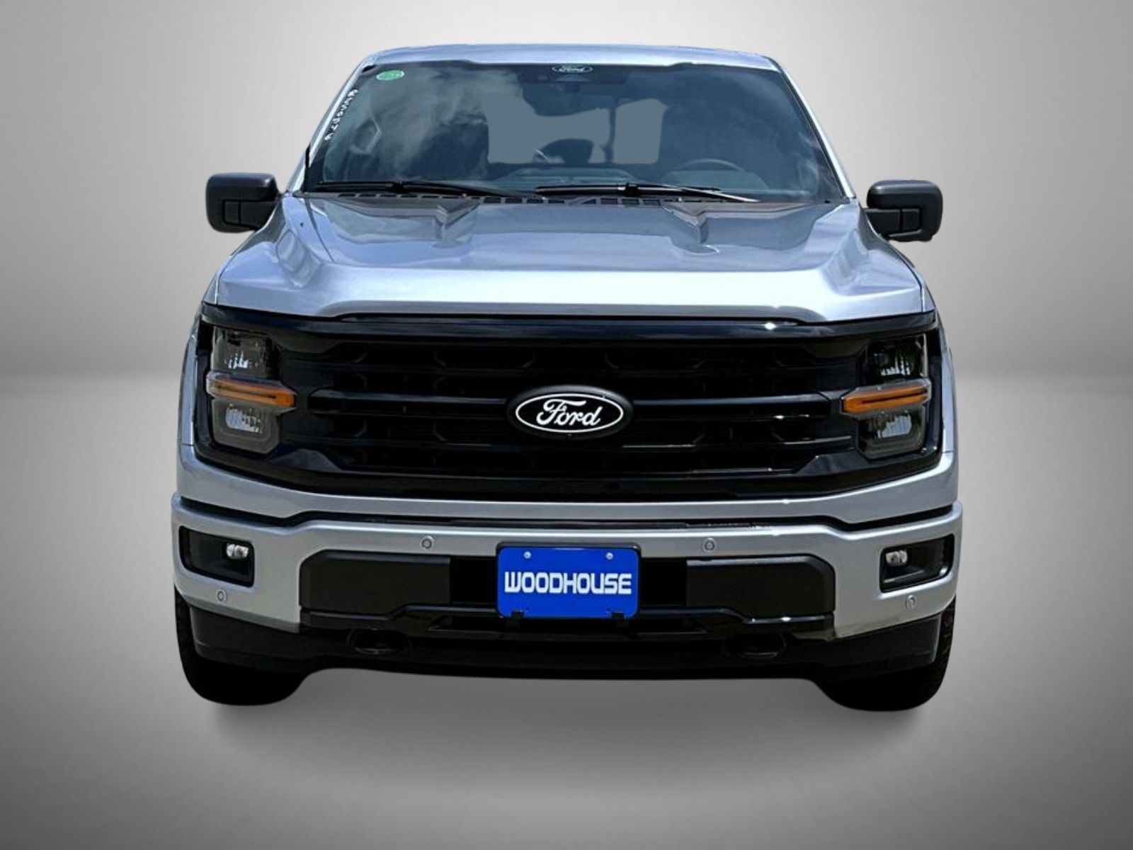 2025 Ford F-150 XLT photo 2