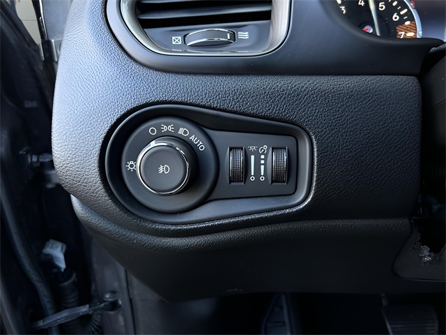 2019 Jeep Renegade Limited photo 10
